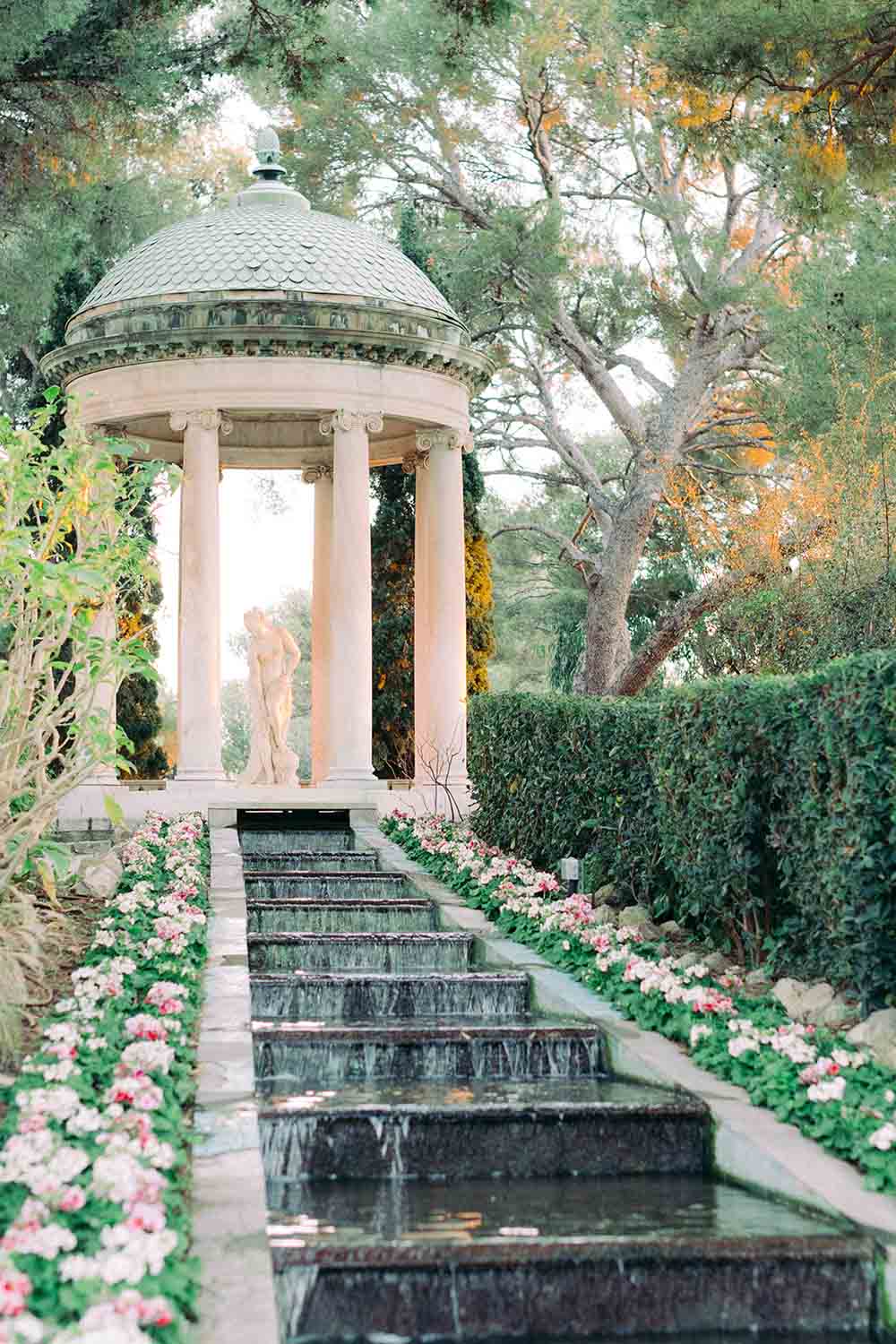 le templs de l amour à la villa dans le jardin à la française